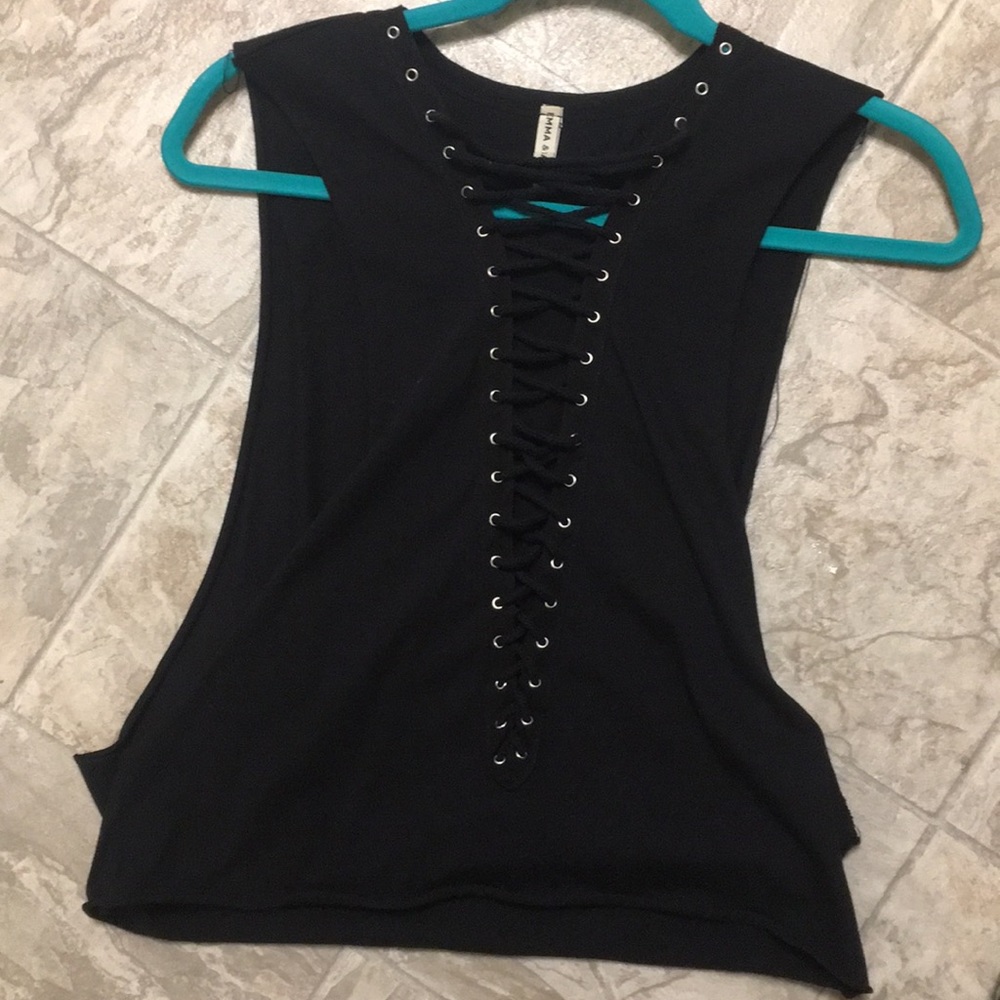 Emma and Sam cropped t-shirt